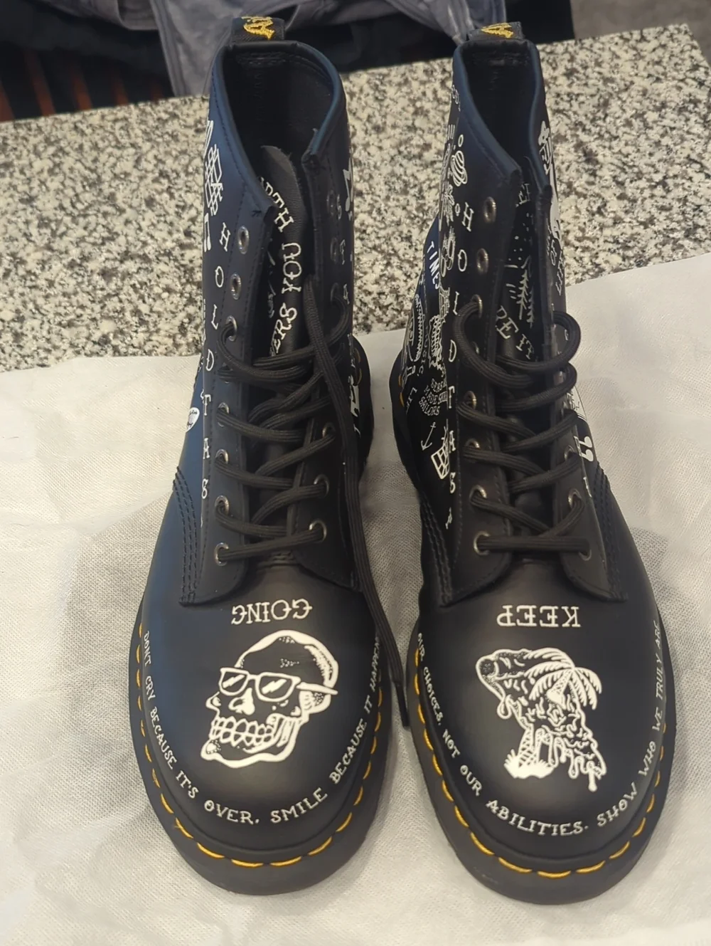 Dr. Martens men creasing soles